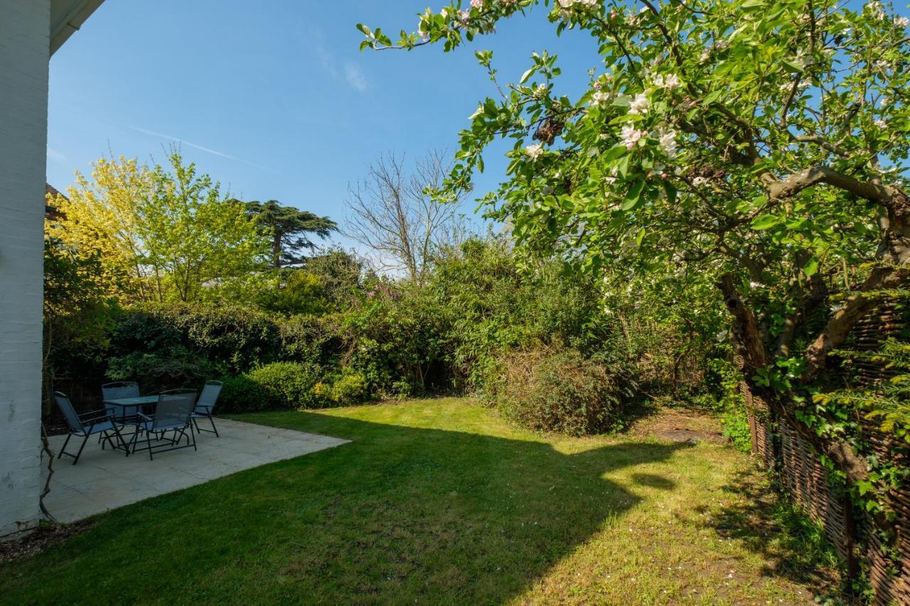 Riverwalk One * Datchet